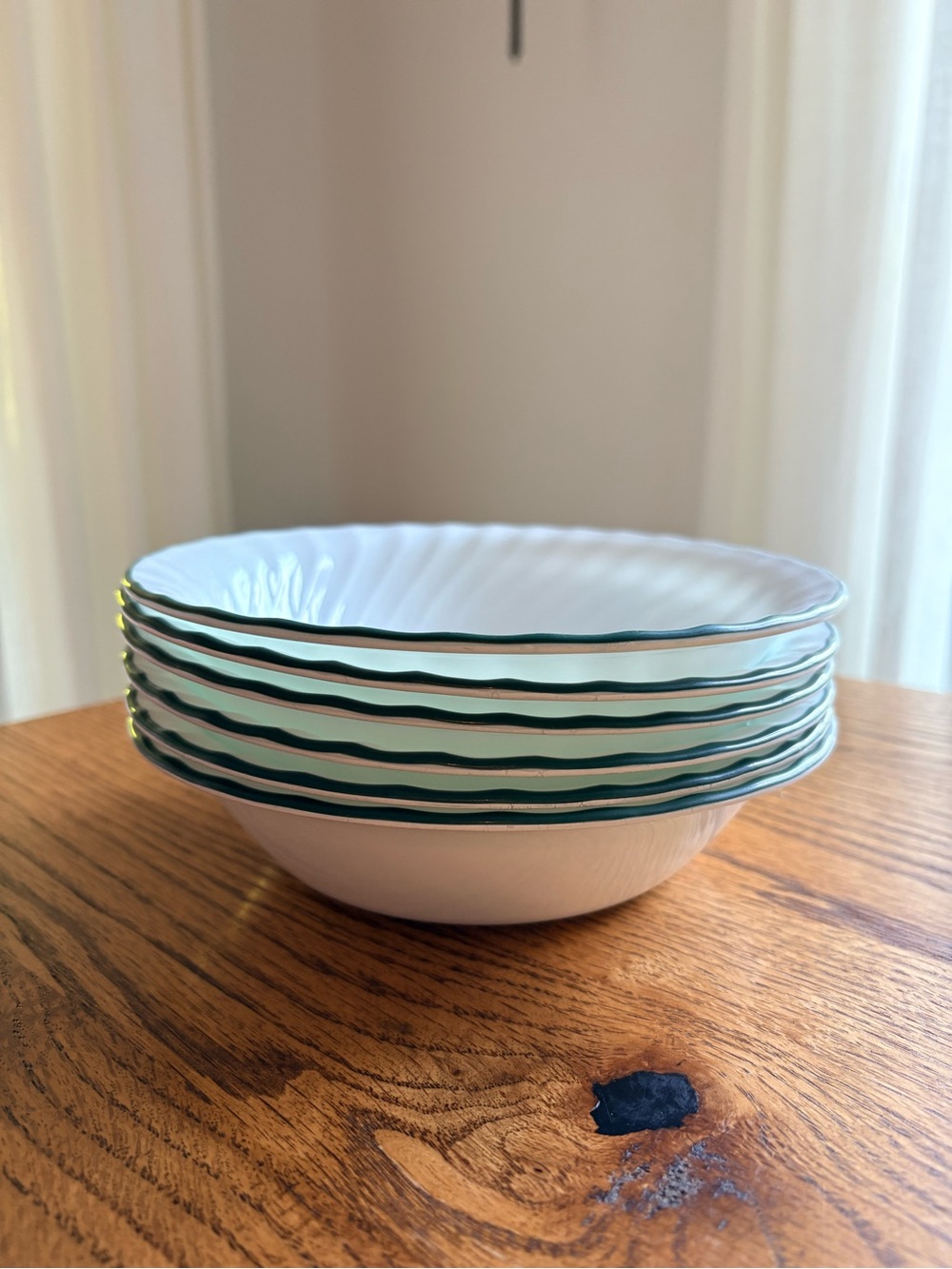 Corelle Callaway set of 6 White cereal Bowls with Green rim- 7”